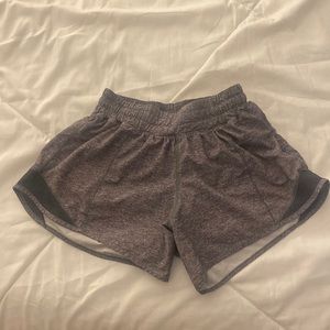 Grey lululemon Hotty hot shorts low rise 4”
